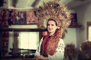 Заслужена артистка України Ярослава Руденко