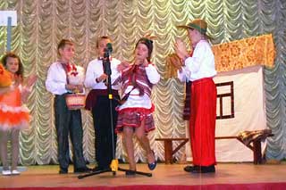 Тарасівська ЗОШ: Районний огляд театральних колективів