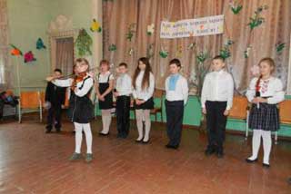 Гребінківська ЗОШ №1: Святкування 8 березня