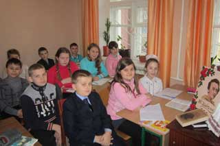 Гребінківська Дитяча Музична Школа: «Кобзарю! Твоя слава не вмре, не поляже!»