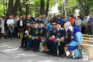 Гребінківська ЗОШ №1: 71-річниця перемоги над нацизмом у Другій світовій війні