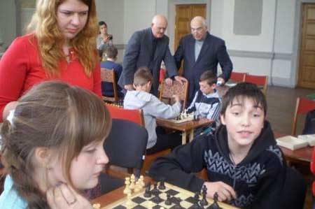 Гребінківська гімназія: 71рік - Перемога в серцях поколінь