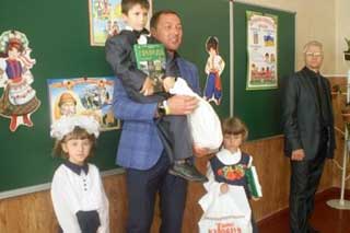 Гребінківська гімназія: День Знань знову об`єднав дружню гімназійну родину