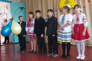 Короваївська школа: Зі святом!