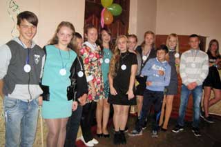 Гребінківська школа №1: Посвята учнів 9 класу у старшокласники