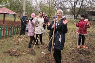 Кулажинська школа: Благоустрій шкільної території