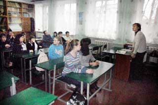 Гребінківська школа №4: День гідності і свободи українського народу