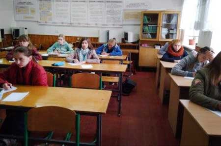 Гребінківська гімназія: Змагання юних математиків