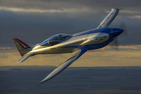 електричний літак Spirit of Innovation розроблений Rolls-Royce