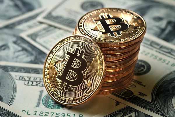  Курс <b>Bitcoin</b> к доллару: цена на сегодня 