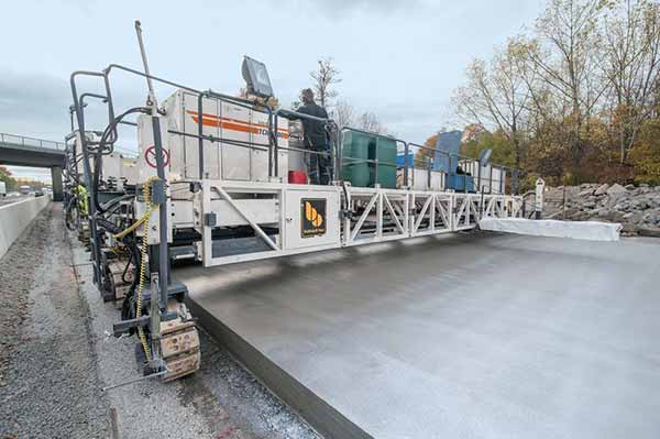 Як будують автомобільні дороги у Німеччині