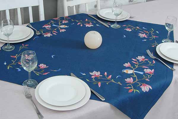 Льняная скатерть