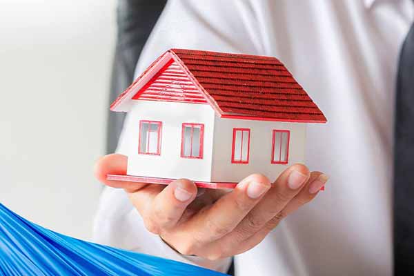 Виплата субсидій, пільг та грошових допомог в березні