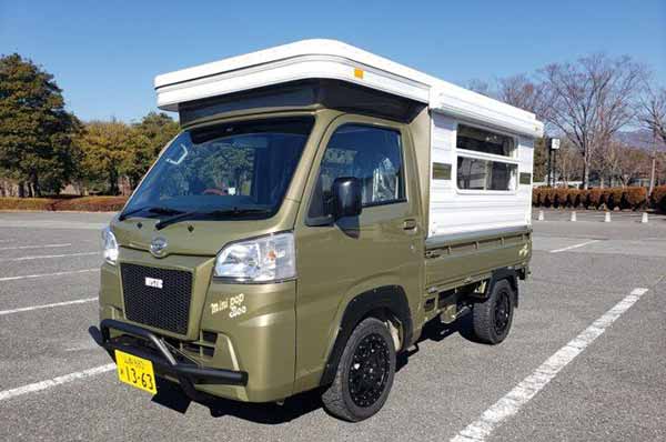 Mini Pop Bee Active Gear, що базується на вантажному варіанті Daihatsu Mini Pop Bee Active Gear, що базується на вантажному варіанті Daihatsu