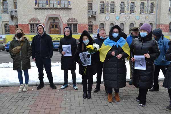 полтавці вшанували пам'ять Тараса Шевченка полтавці вшанували пам'ять Тараса Шевченка