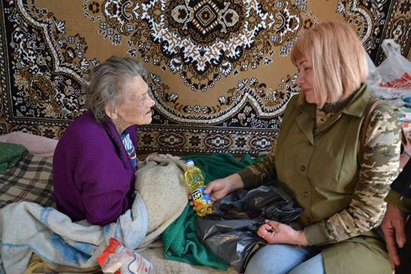 Гуманітарні візити на допомогу людям похилого віку