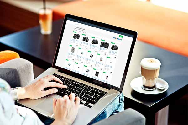 87% покупателей теперь начинают поиск товаров в Интернете