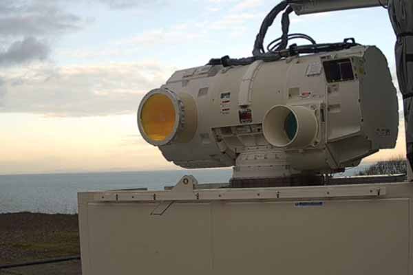 У Британії почали випробовувати потужну лазерну зброю