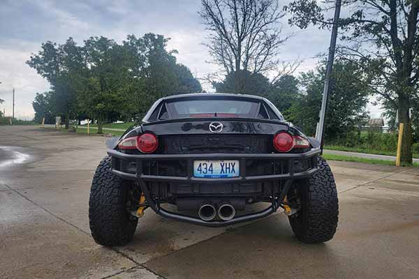 позашляховик Mazda Miata NAм позашляховик Mazda Miata NA