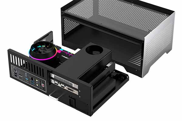 корпус для ПК з акваріумом для рибок