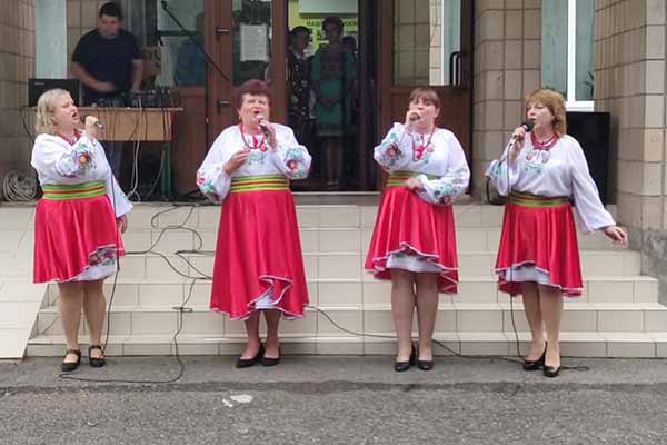 У Слободо-Петрівці провели благодійний концерт на підтримку ЗСУ
