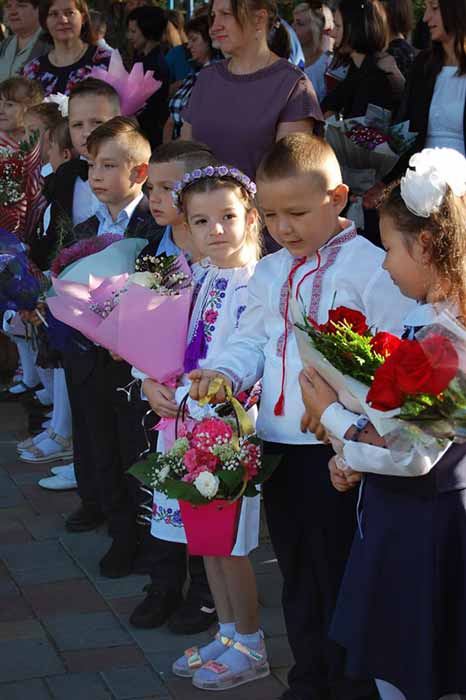 Гребінківська ЗОШ І-ІІІ ст. №4: Перший дзвоник