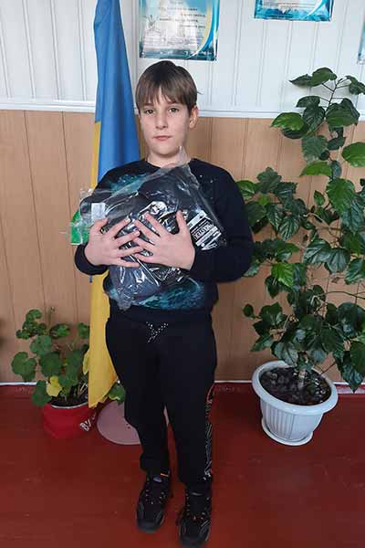 Подарунок вдячності від Гребінківської гімназії