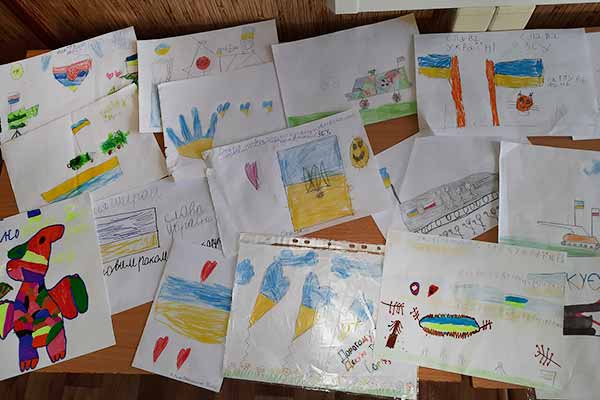 Подарунок вдячності від Гребінківської гімназії