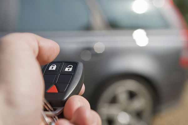 Важность автомобильных сигнализаций Важность автомобильных сигнализаций