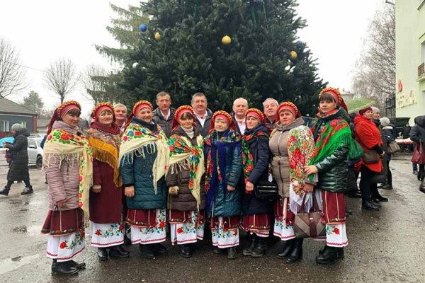 Гребінка. Радуйся, земле, коляда іде, Україні перемогу несе