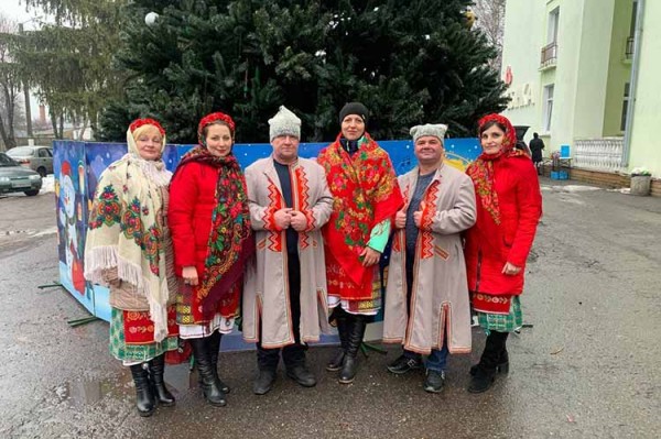 Гребінка. Радуйся, земле, коляда іде, Україні перемогу несе