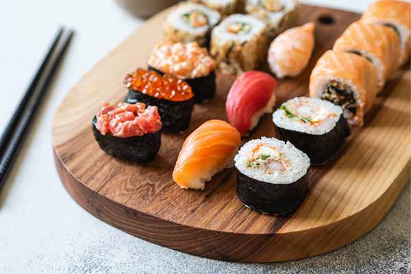  Какие виды <b>суши</b> бывают, расскажет Arasaka sushi 