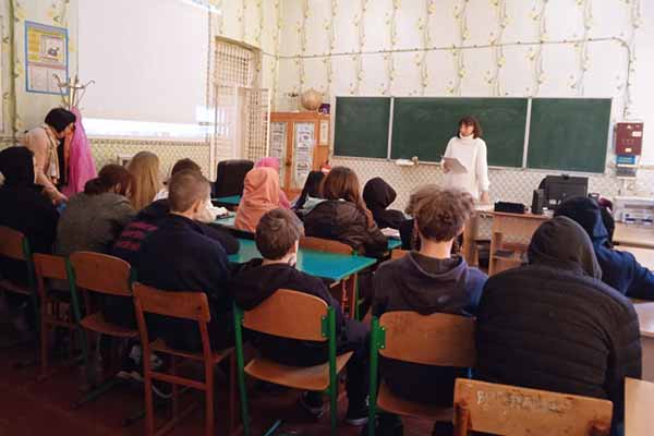 Пробаціонери із школярами Пробаціонери із школярами