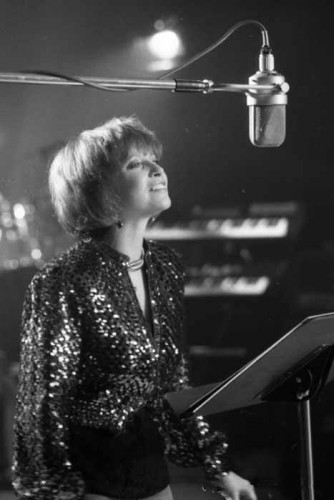 Містична сила голосу Квітки Цісик: до 70-річчя від дня народження Містична сила голосу Квітки Цісик: до 70-річчя від дня народження