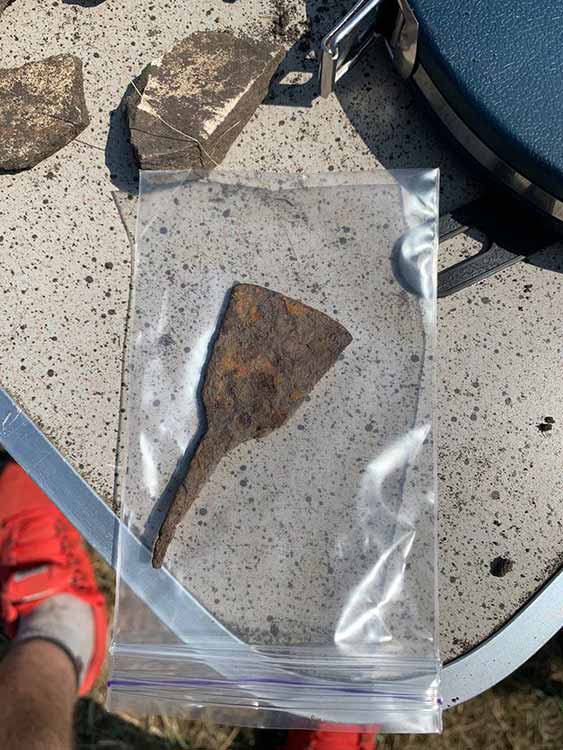 На Полтавщині знайшли зброю та прикраси доби Середньовіччя