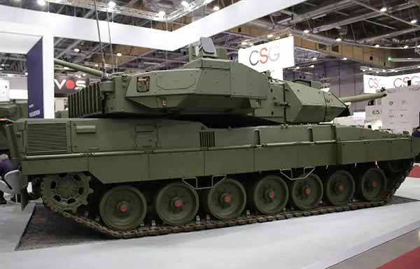 Нова демонстраційна модель танка Leopard 2A8
