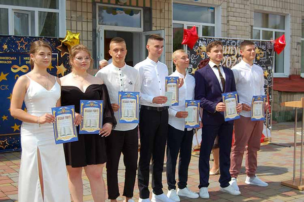 Випускний-2023 у Гребінківській гімназії
