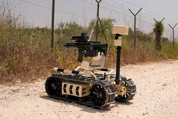 Розумна» бойова система, оснащена радаром