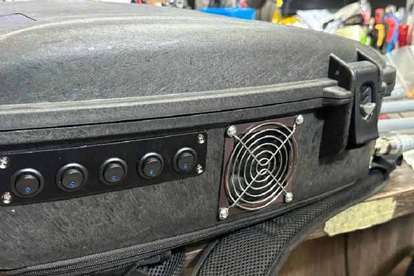 Українські інженери розробили РЕБ-рюкзак