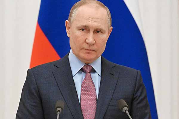 Кремлівський диктатор та військовий злочинець Володимир Путін