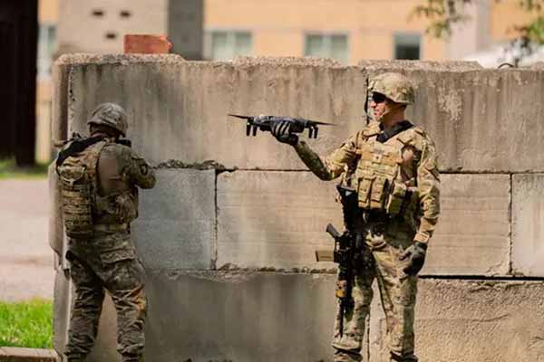 Дрон X10D Skydio на базі штучного інтелекту з оглядом 360 градусів Дрон X10D Skydio на базі штучного інтелекту з оглядом 360 градусів