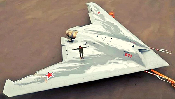 Новий російський безпілотник С-70 "Мисливець"