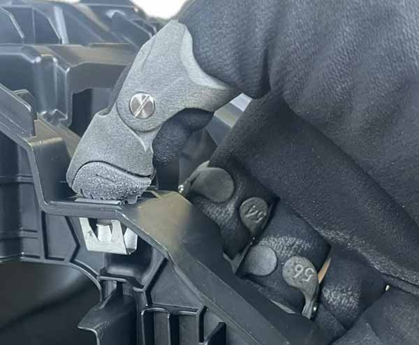 Екзоскелет Artus захищає пальці користувача від пошкодження сухожилля