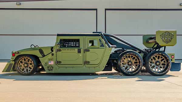 «Бойова вантажівка» Humvee 6X6 із двигуном Hellcat V8