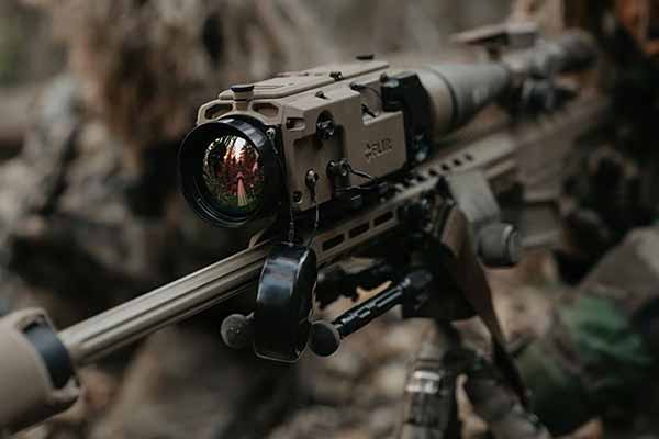 новий тепловізійний снайперський приціл