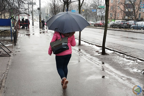 короткочасний дощ і мокрий сніг