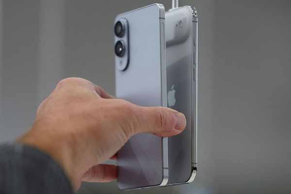 iPhone 17 Pro iPhone 17 Pro