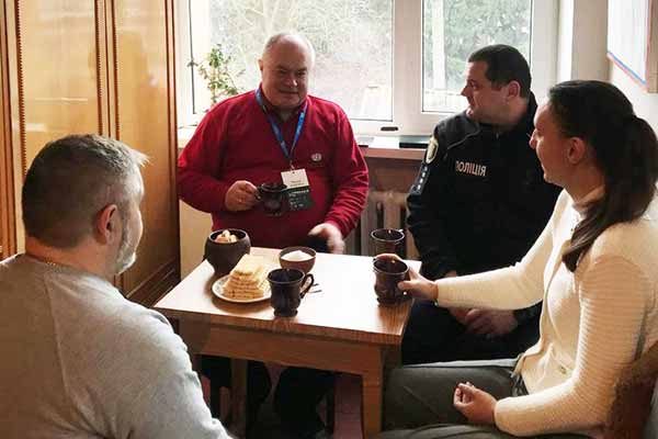 «Кава з волонтером»: діалог, довіра та спільна робота заради змін