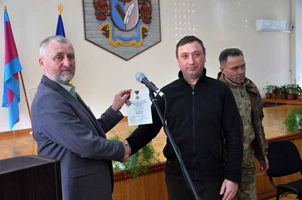 Нагороди землякам та зміни у роботі медичних закладів