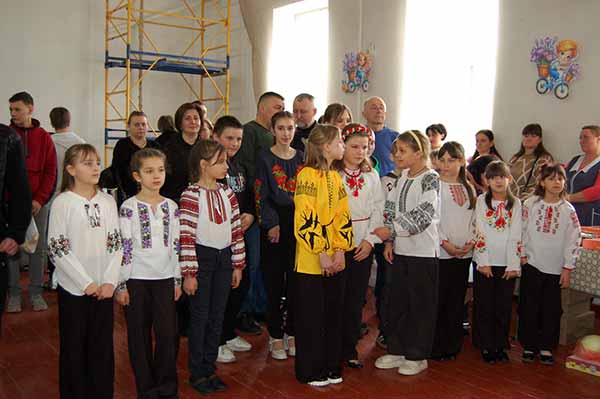благодійний ярмарок до 8 Березня